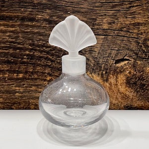 Vintage Glass Perfume Bottle, Cut Glass Perfume, Bulb Shape Perfume, Perfume with Frosted Shell Stopper, Shabby Chic Bottle, Vanity Decor