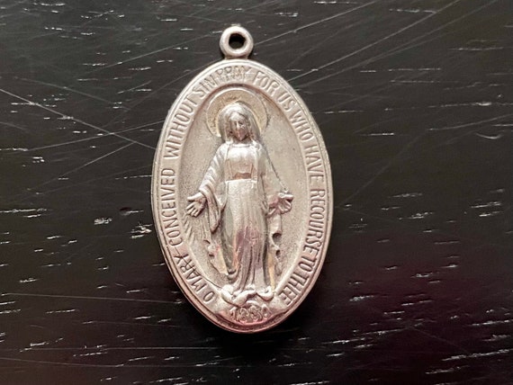 Vintage Sterling 1830 Miraculous Mary 