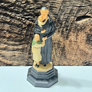 Vintage St Anthony Figurine, Plastic Statue, Saint Anthony of Pauda, Vintage Religious, Religious Decor, Saint Anthony Gift, Made in Italy