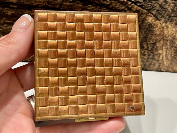 Vintage Brass Basket Weave Compact, Fifth Avenue … - image 2