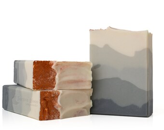 Highlander Artisan Soap - Handcrafted, Cold Process Soap. Palm Oil Free. Hand and Body Bar. Deep, Rugged Complex Scent.