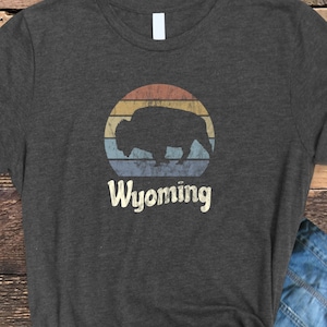 Wyoming Shirt, Wyoming Retro Sunset Shirt, Distressed Wyoming Shirt, Wyoming Tee, WY Shirt