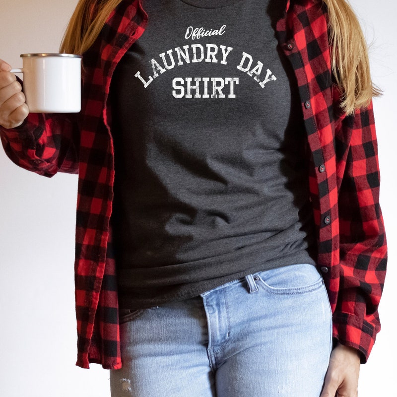 LAUNDRY DAY WHITE T-SHIRT