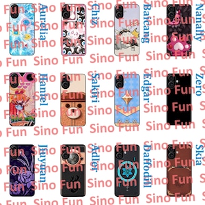 Puede incluir: Una colección de doce fundas rectangulares para teléfonos inteligentes con diversos diseños gráficos que incluyen personajes de anime, patrones florales, formas geométricas y colores sólidos, cada una con un recorte circular para la cámara.