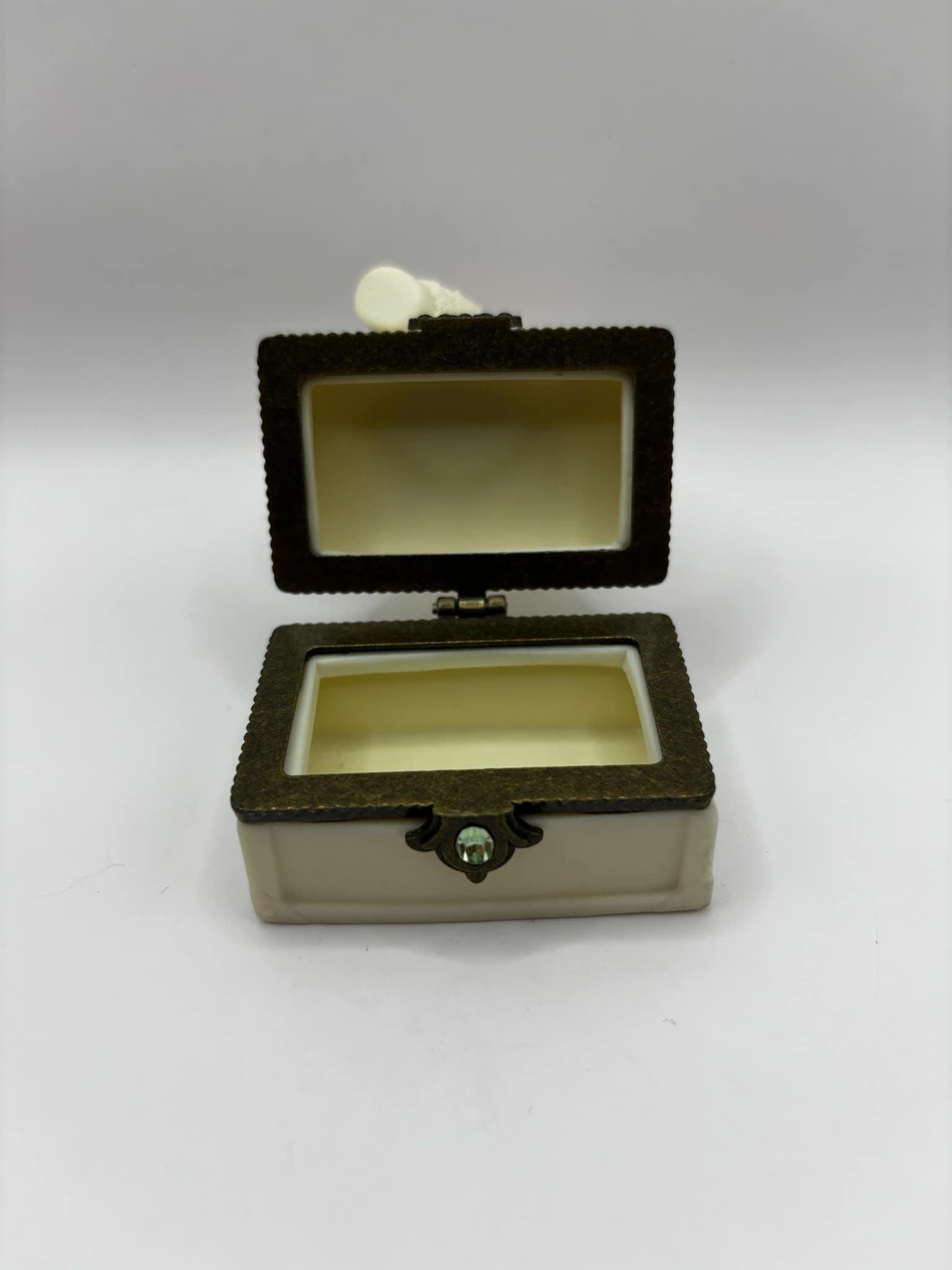 ヴィンテージ スノーベイビー デパートメント 56 - ヒンジ付き小物入れ