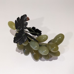 Vintage MCM Mid Century Alabaster Green Grapes w. Carved Stone Leaves and Stem - Polished Stone Cluster Onyx Marble Fruit Kitchen Decor 70s