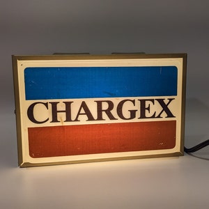Lampe publicitaire Chargex lumineuse vintage des années 1970, enseigne magasin de détail, carte de crédit, affichage rétro de la lumière, promotion de travail, ensemble de films, accessoire RARE