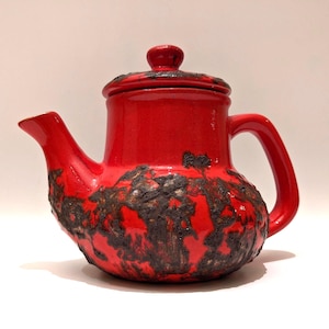 Vintage Red Fat Lava Teapot – Laurentian Canadian Studio Pottery, MCM Display Piece