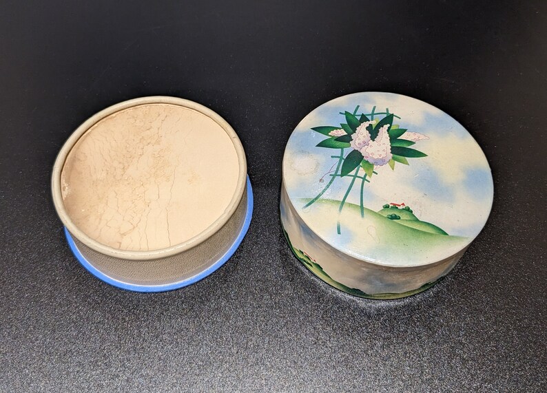 Vintage April Showers Perfumed Powder - Sealed Light Brunette, 1950s ...