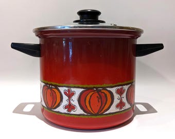Vintage rood geëmailleerde voorraadpot – uienpatroon, moderne keuken uit het midden van de eeuw