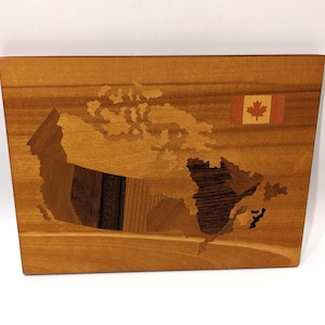 Tableau vintage en marqueterie d'art en bois incrusté, photo de la carte du Canada par S. Klotsche, art mural en bois fait main - ferme rustique de la géographie canadienne