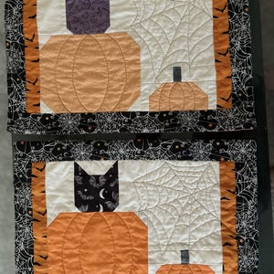 Halloween Placemats Quilted Patchwork Set of 2 – Black Cats, Pumpkins & Spider Webs – 100% Cotton Table Decor – Handmade Fall Table 12x16