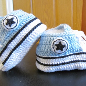 Baby Sneaker Booties Handmade Crochet Dust Sky-Blue Converse Baby Shoes Cotton/Acrylic New Born baby Booty