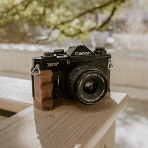 Poignée en bois pour appareil photo argentique Canon EF - Imprimé en 3D