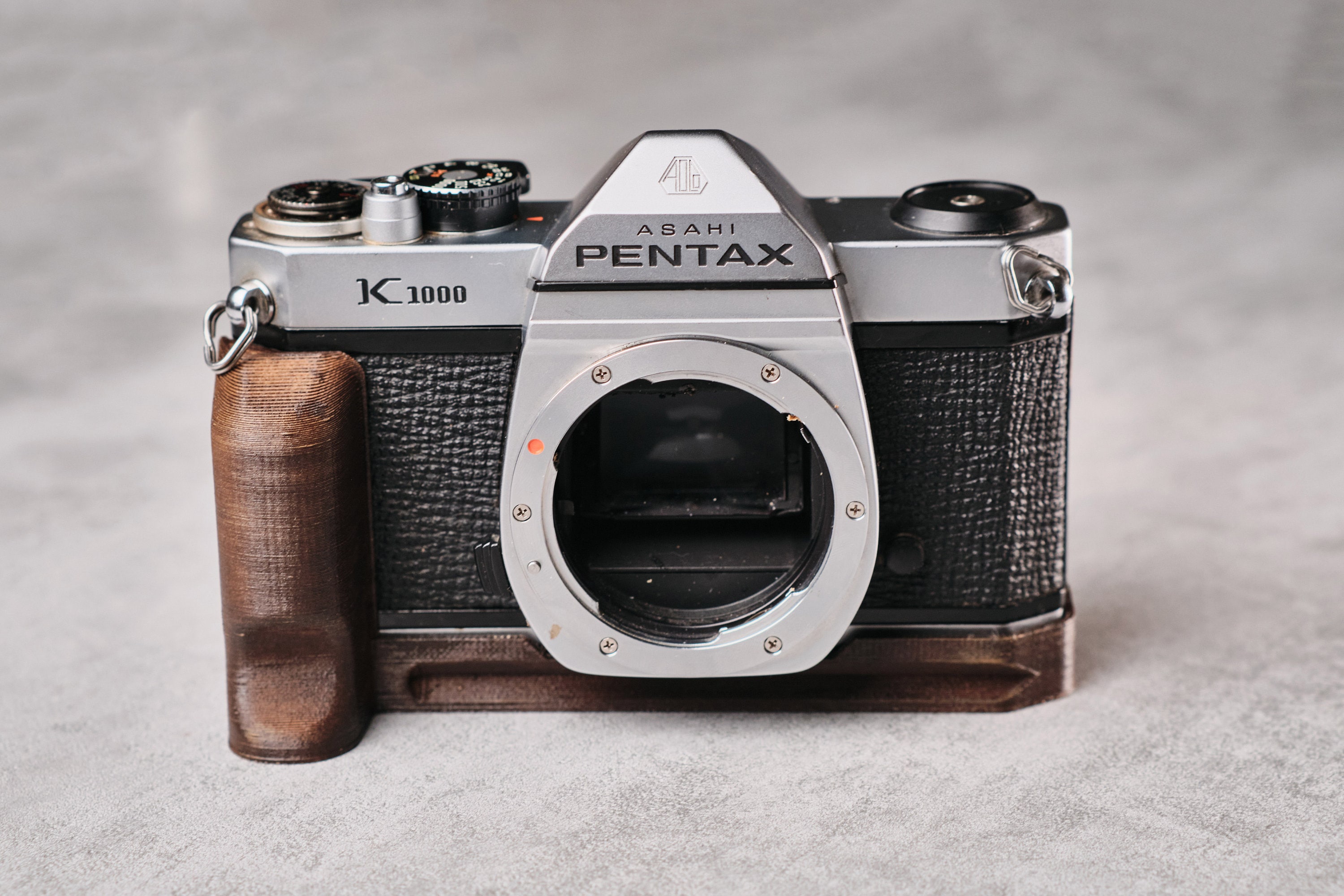 Wood Grip for Pentax K1000 and Spotmatic With Arca Swiss Mount