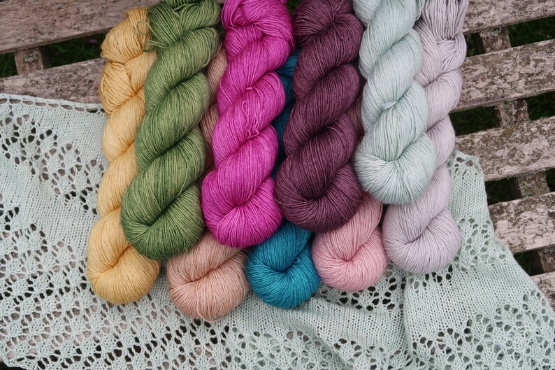 ROSEBUD SilkMerino 4ply 100g Hand-dyed wool Merino silk 400 m hand-dyed yarn Merino silk image 4