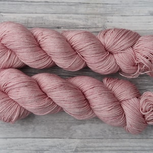 ROSEBUD SilkMerino 4ply 100g Hand-dyed wool Merino silk 400 m hand-dyed yarn Merino silk image 1