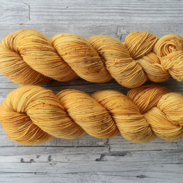 LEPRECHAUN GOLD Allrounder 4ply 100g Hand Dyed Wool Merino Sock Yarn hand-dyed sock yarn