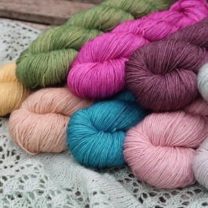 ROSEBUD SilkMerino 4ply 100g Hand-dyed wool Merino silk 400 m hand-dyed yarn Merino silk image 3