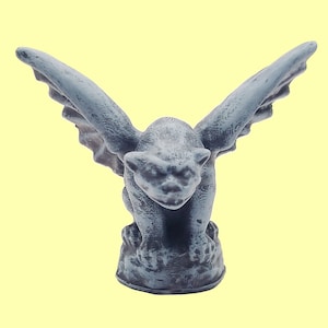 Miniature Gargoyle Statue Replica 1:12 scale Gothic and Horror dioramas, gothic dollhouse. Fun action figure accessories (1 gargoyle)