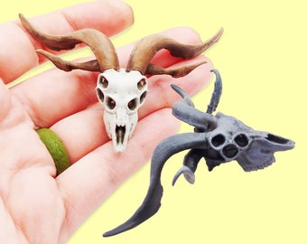 Demon Goat Skull - 1:12 scale miniature cranium size for occult diorama, dollhouse, arts and crafts, horror curiosities oddities (1 skull)