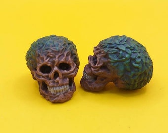 Forest skulls, set of 2 great for 6 inch and 7 inch scale dioramas, horror scenes, terrariums. Fun action figure accessories.