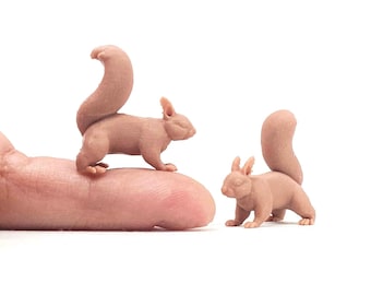 Miniature Squirrels - 1:12 Scale dollhouse and diorama minis garden woodland animals for arts crafts (Alexander3dart) (set of 2)