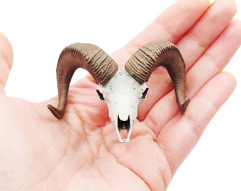 ミニチュア ラム ヤギ 羊の頭蓋骨 ドールハウス用品 壁掛け装飾 幅2