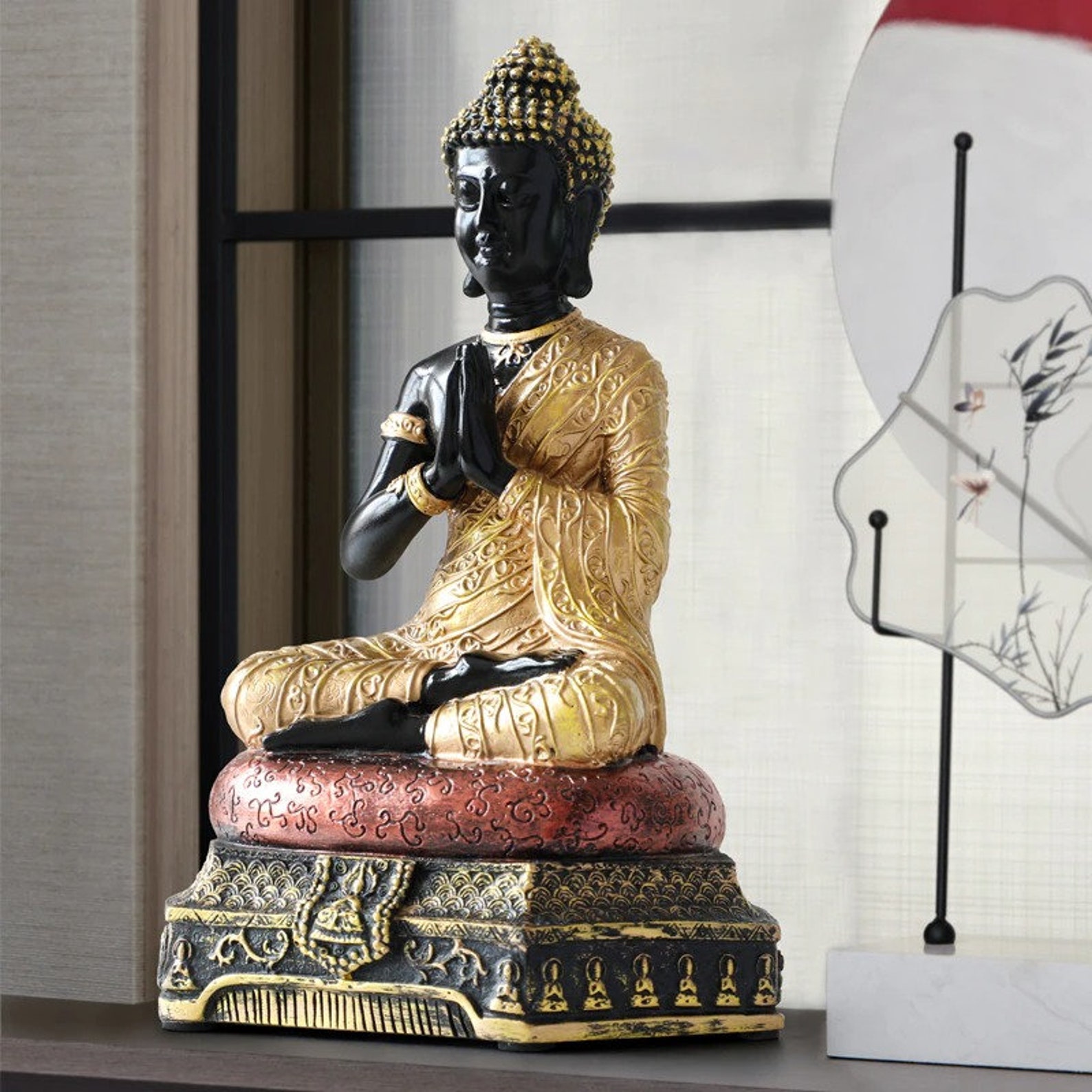 Statue On Desk at Glenn Villarreal blog