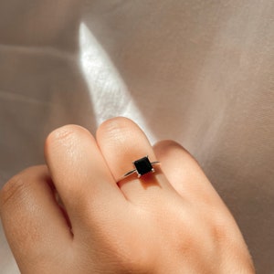 Black Spinel Square Sterling silver ring | Sterling Silver 925 | Fine Ring | Handmade | Delicate | Precious stone