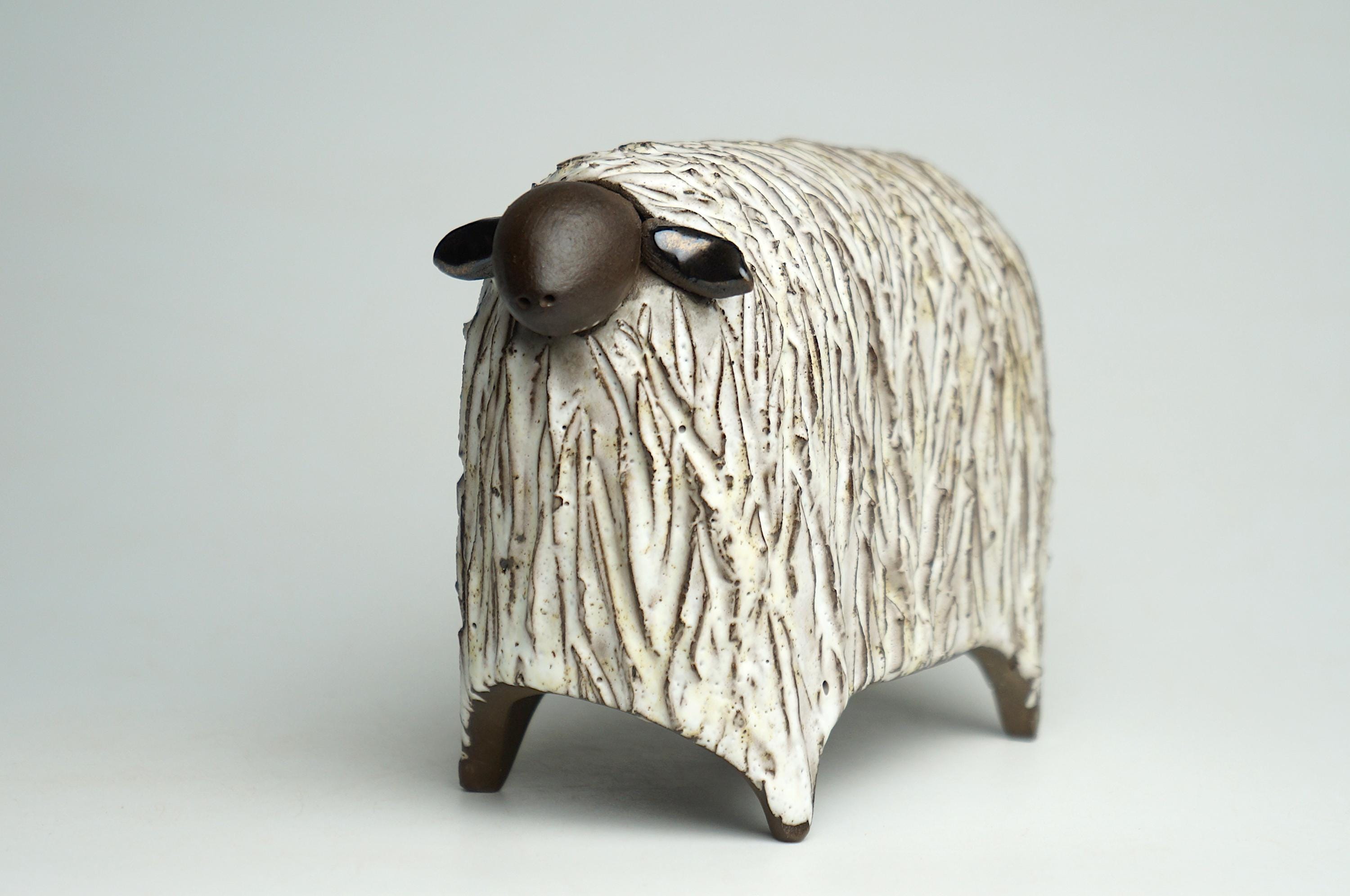 CGB Giftware - Ornamento in miniatura di pecora di vetro in confezione regalo | HD359