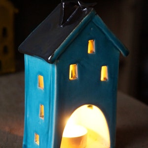 Ceramic candlestick house, unique hand made gift, minimalist tealight holder zdjęcie 8