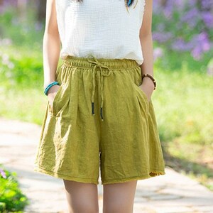 Women's summer cotton  linen shorts, vintage  Chinese linen shorts, casual summer beach pants, women's loose elastic waist shorts