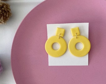 CHLOE yellow// Polymer clay earrings handmade in Barcelona