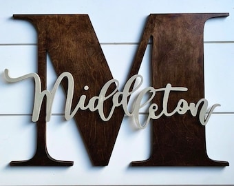 Letrero de madera con nombre familiar / Letrero de apellido personalizado / Regalo de boda personalizado / Regalo de inauguración de la casa / Letra de madera con nombre / Letra de madera