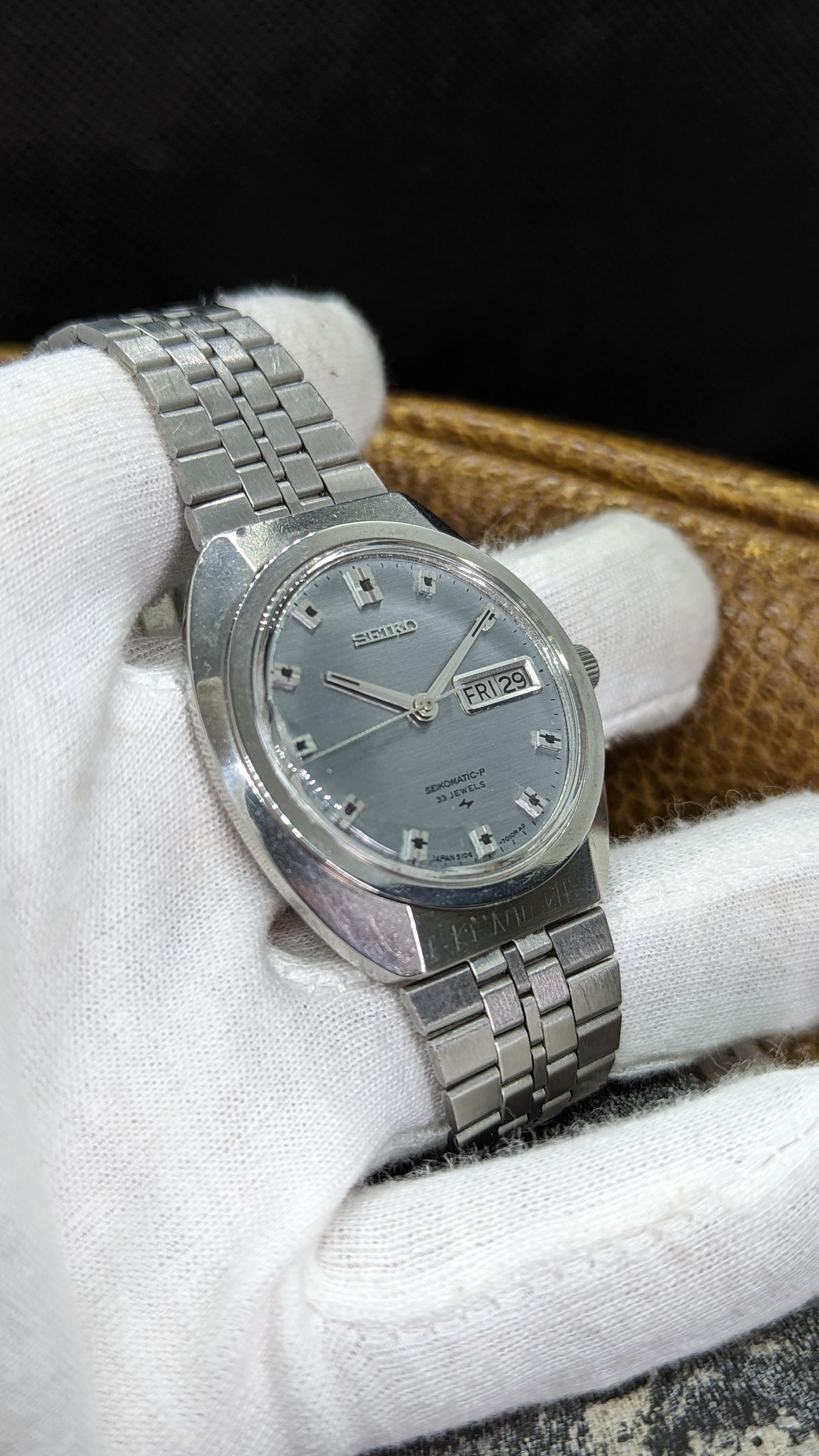 Space Age Vintage 1969 Seiko Seikomatic-p 33 Jewel Automatic