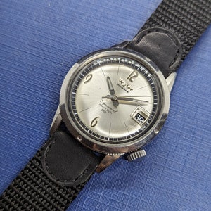Excellent Vintage 1960s Wyler Dynawind (Automatic) Heavy Duty 660 Men&#39;s Diver Watch Serviced W/ Warranty!