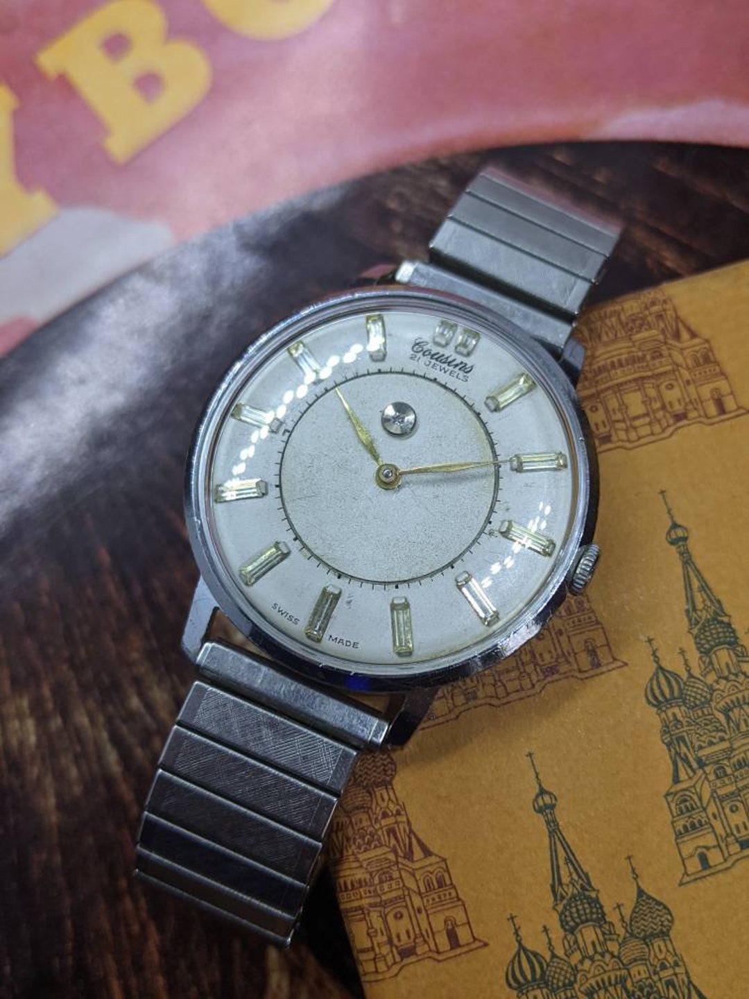 Jumbo Vintage 1960s Mystery Dial 21J Watch by Cousins