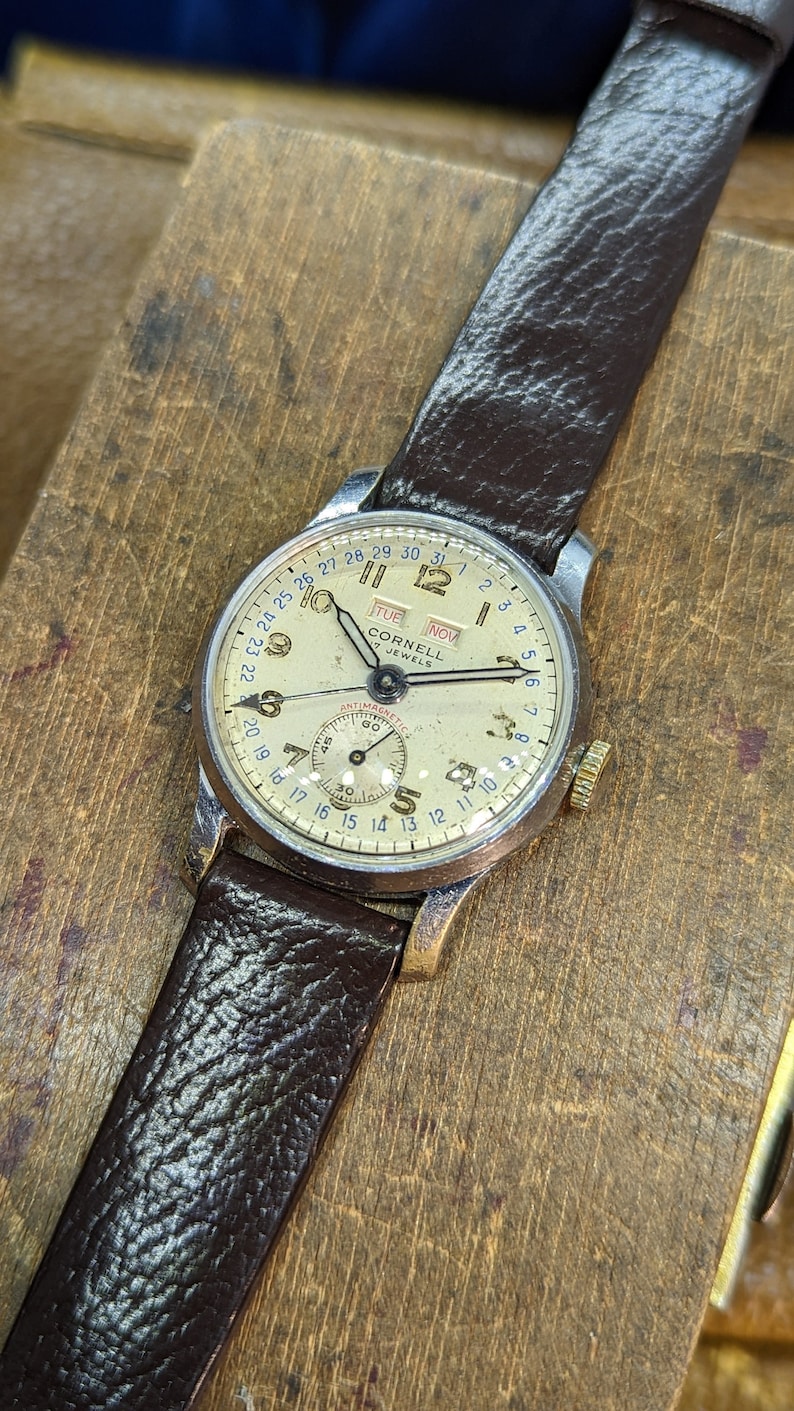 Excellent Vintage Triple Date Venus 203 Men's Military Etsy