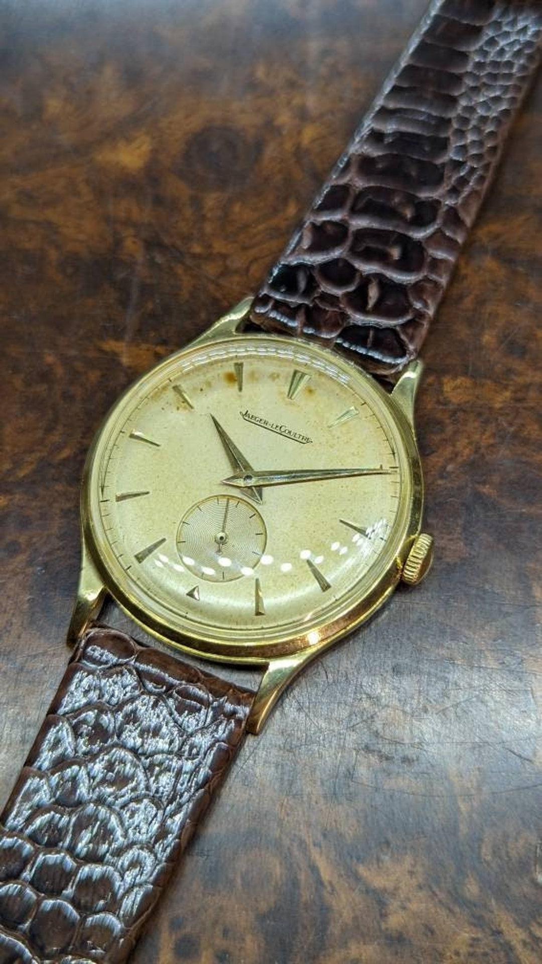 18k gold vintage jaeger lecoultre watch hotsell