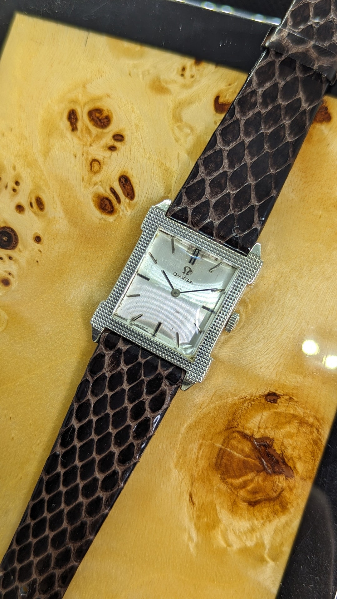 Rare Vintage 1962 Omega Solid 14k White Gold Rectangular