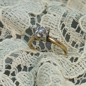 Lovely Vintage 1950s 14k Gold And Diamond Solitaire Engagement Ring Size 6.5 W/ FREE US Shipping!