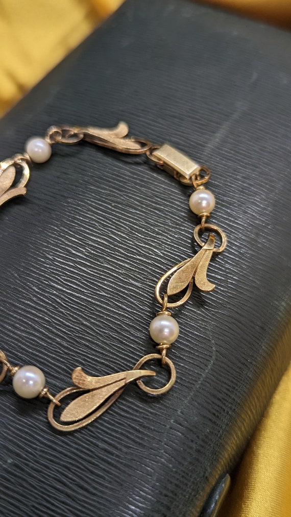 Dainty Vintage Gold Filled Pearl Bracelet By Van … - image 2