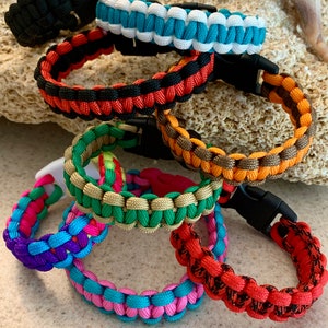 Customizable Paracord Bracelet/Cobra Weave