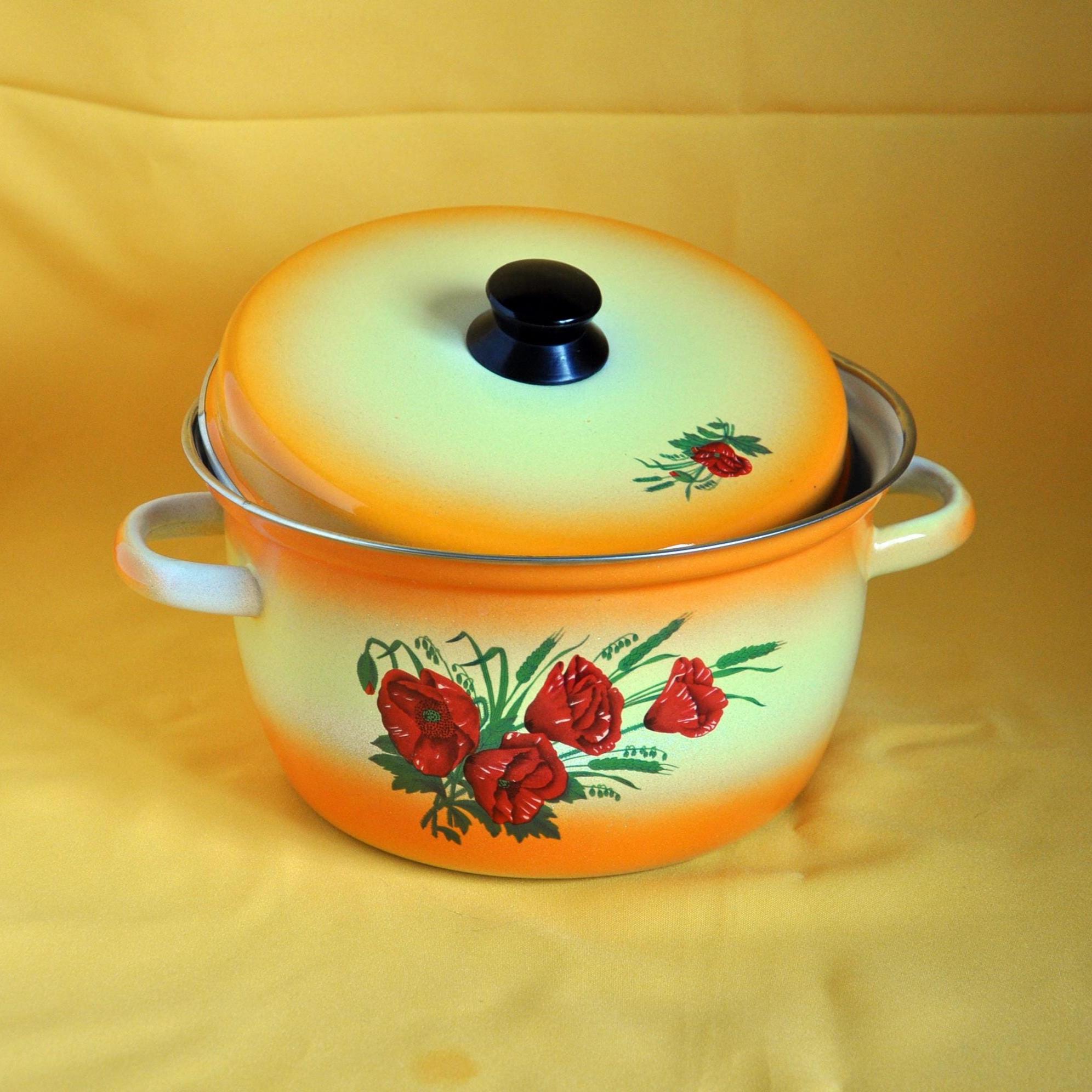 Vintage 1980s Soviet Enamel Pot with Lid – Red Poppies – 4L – Rustic Kitchen Decor, Unused