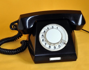 Vintage Soviet Rotary Desk Phone TA-68 – Black Gloss, 1985