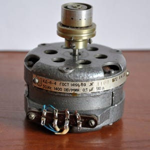 Vintage Soviet Electric Motor from Tape Recorder – 1972 AC 220V – Industrial Decor or Steampunk Project