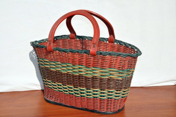 Soviet vintage wicker plastic basket, 1970s - image 2