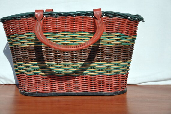 Soviet vintage wicker plastic basket, 1970s - image 3