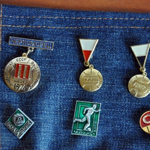 Set of Rare Ukrainian Football Badges – Vintage USSR Soccer Pins (1970–1980s, 18 pcs)